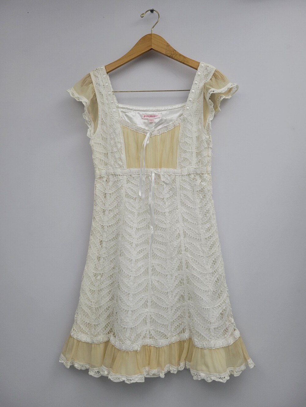 Vintage Betsey Johnson Crochet Babydoll Mini Dress Ivory Silk Trim Y2K Sz 10